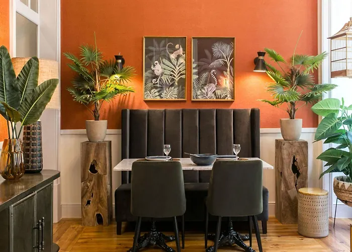 Exotische Paradies- Majestaetischer Aufenthalt Im Herzen Von By Interhome